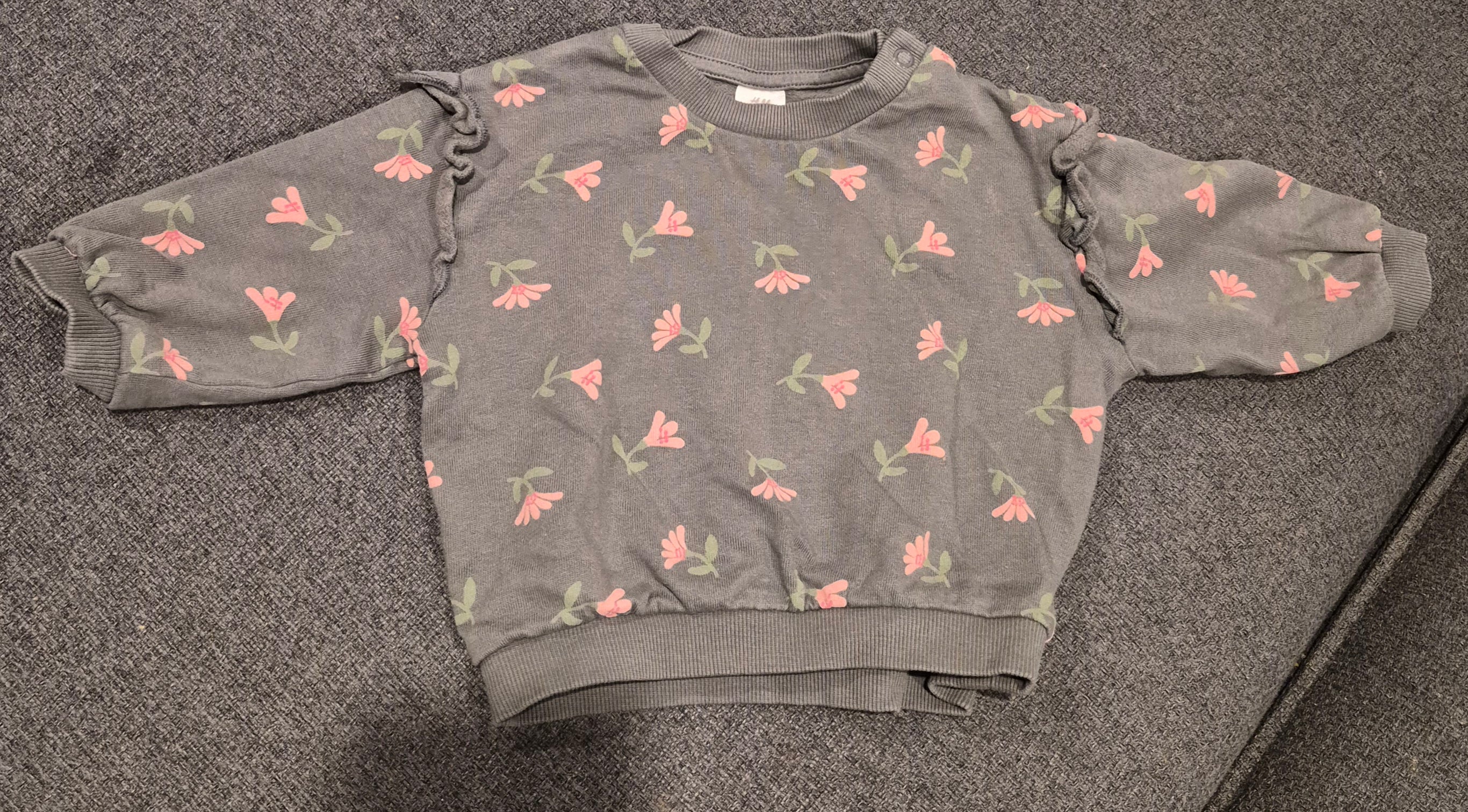 H&M Flower Jumper with Froll on Shoulder