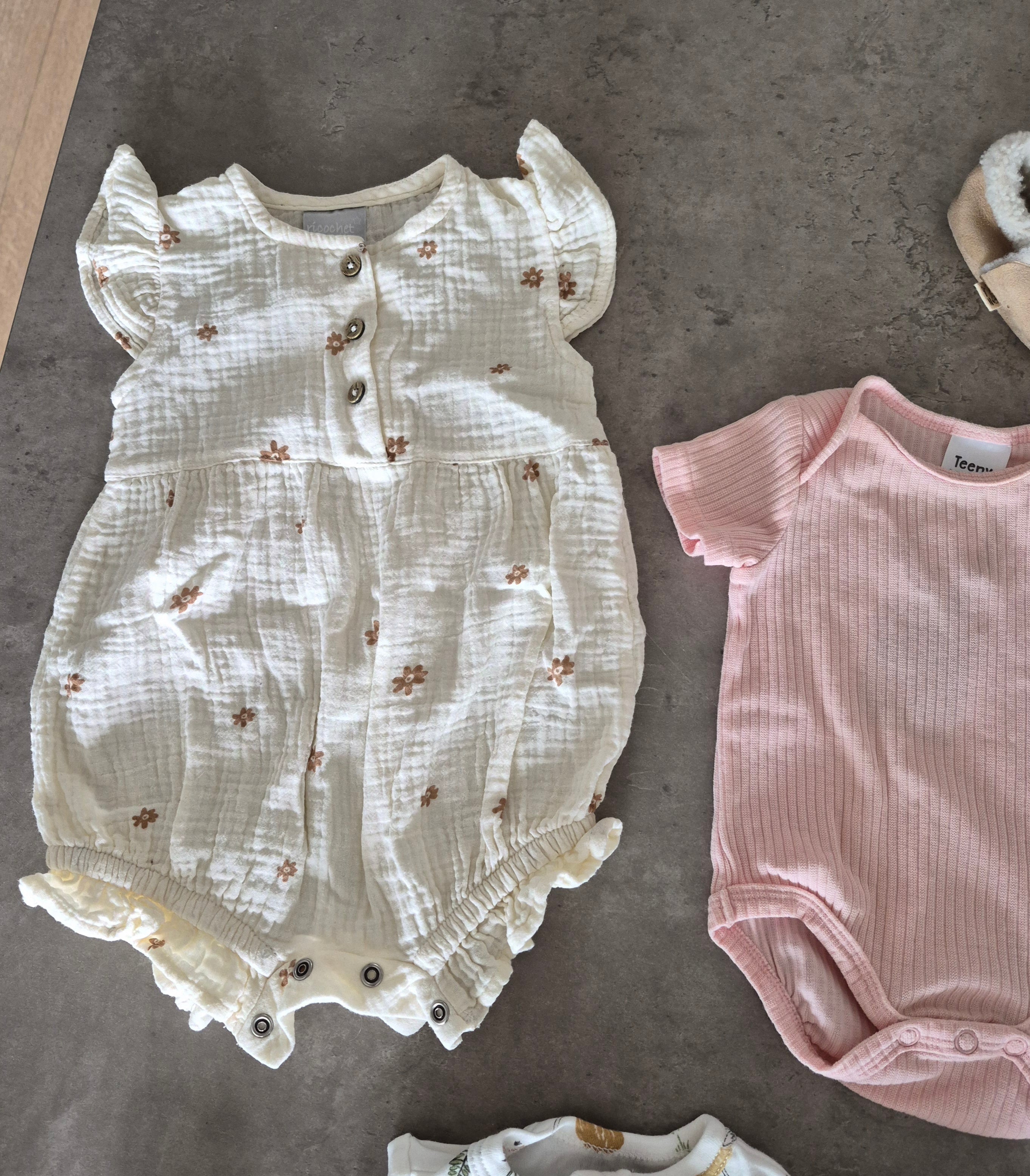 Newborn Bundle of Clothes, Booties and Bassinet Fitted Sheets