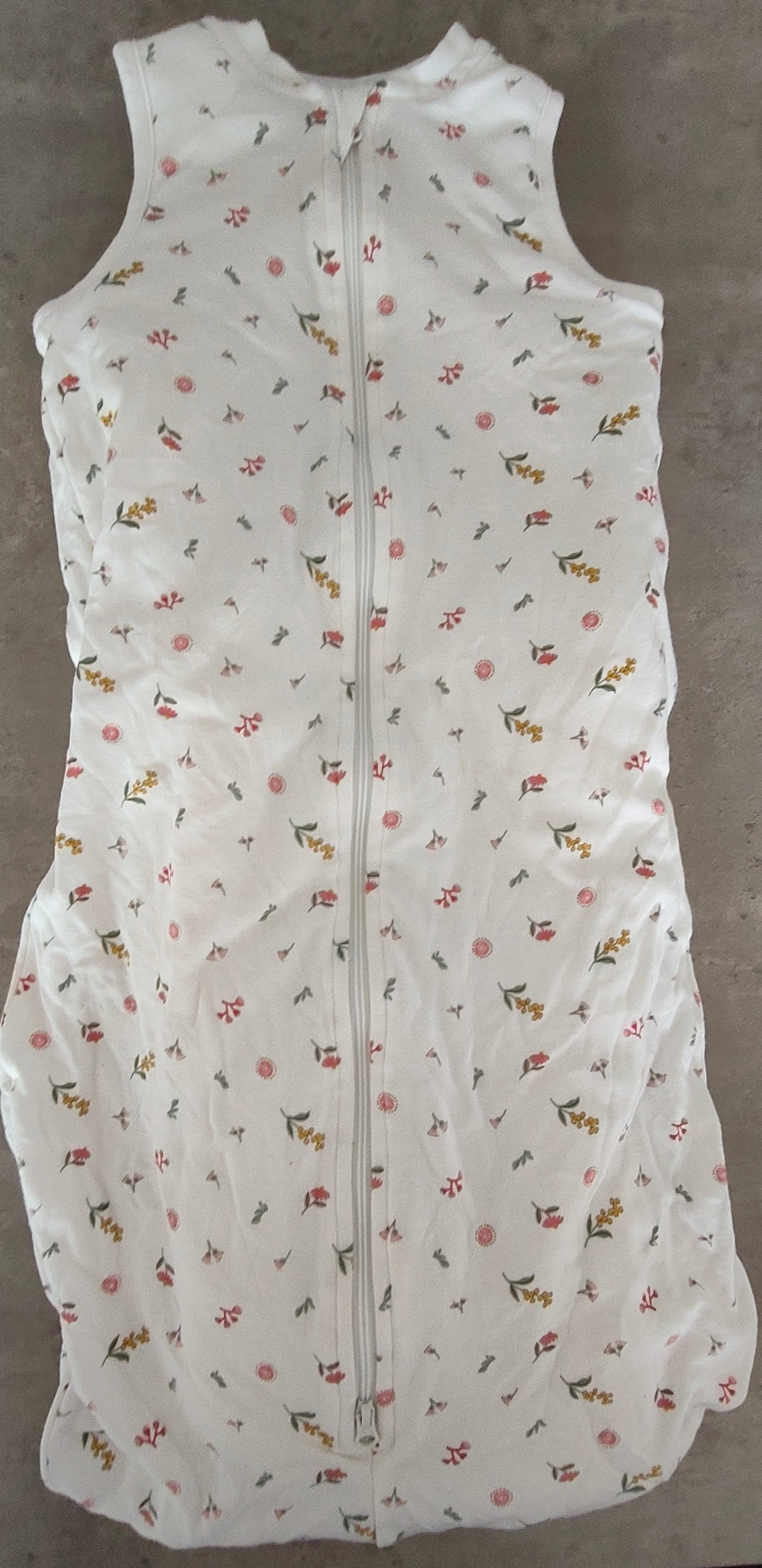 Floral Sleep Sack - Lightweight Comfort for Babies