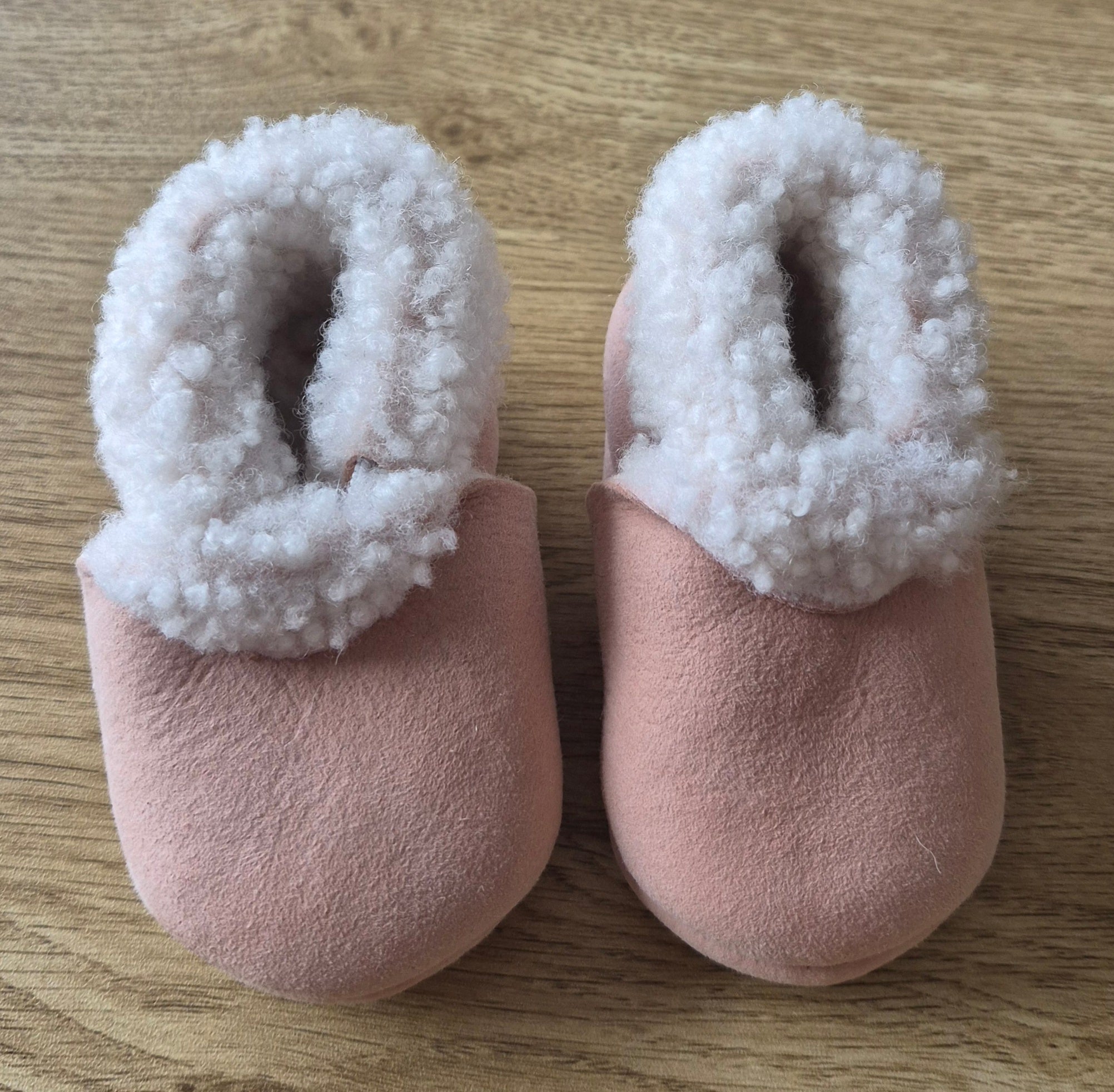 Nature Baby Pink Lambskin Booties
